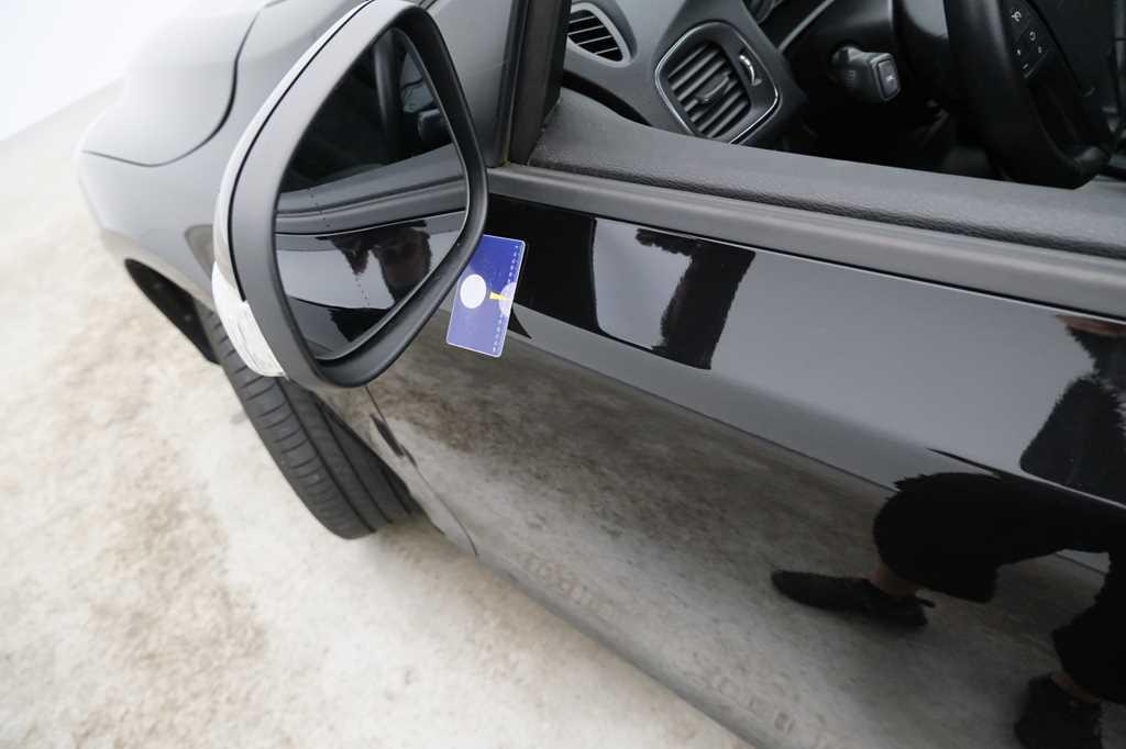 Volvo V40 2017 фото 32