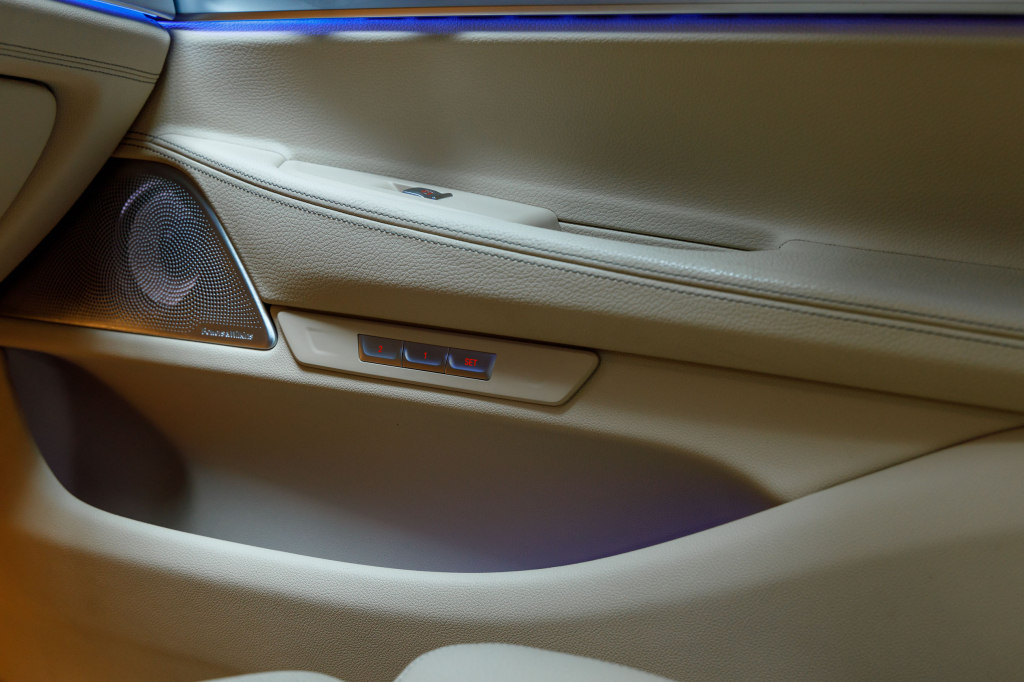 BMW 740 2016 photo 48