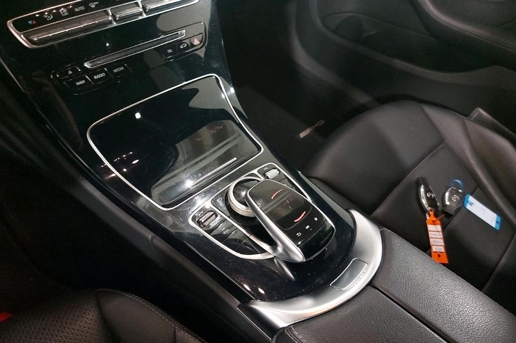 Mercedes-Benz C-Klasse 2017 photo 29