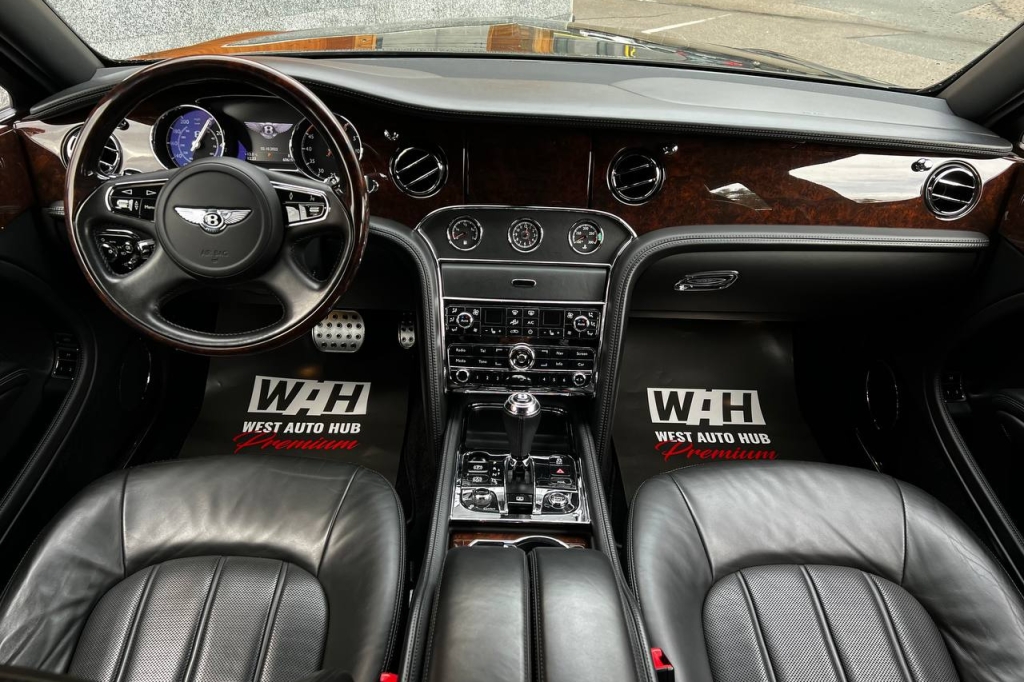 Bentley Mulsanne 2013 фото 17