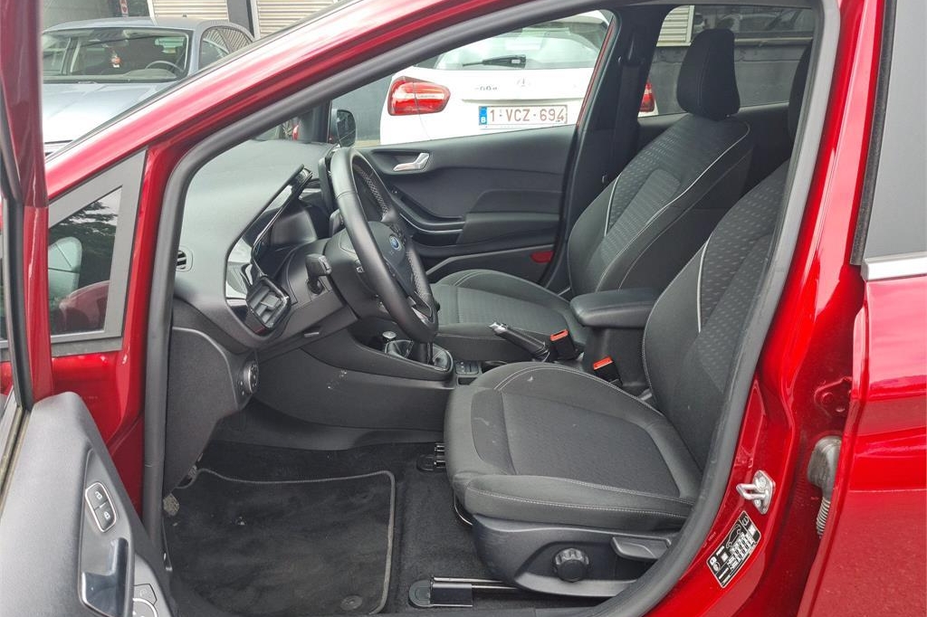 Ford Fiesta 2019 фото 4