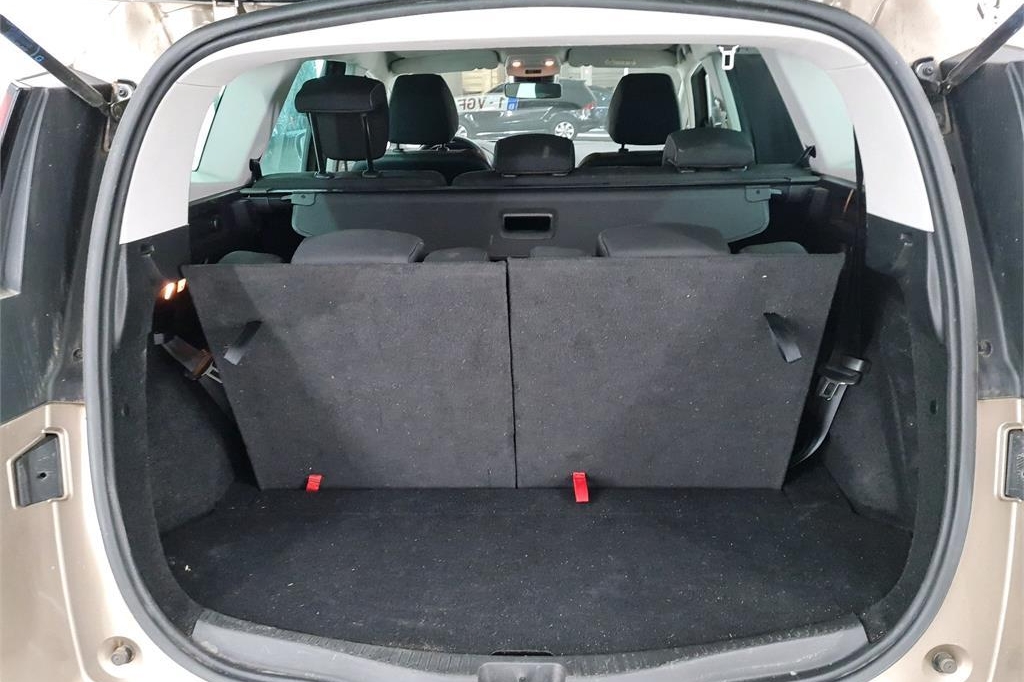 Renault Grand Scenic 2018 photo 4