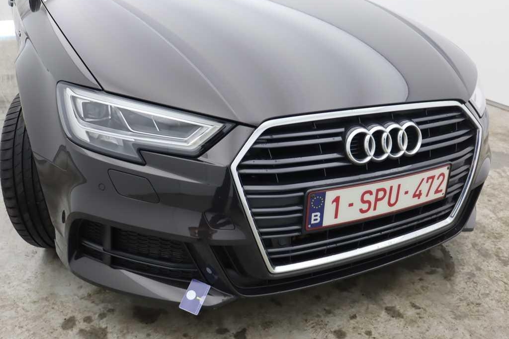 Audi A3 Cabrio 2017 фото 24