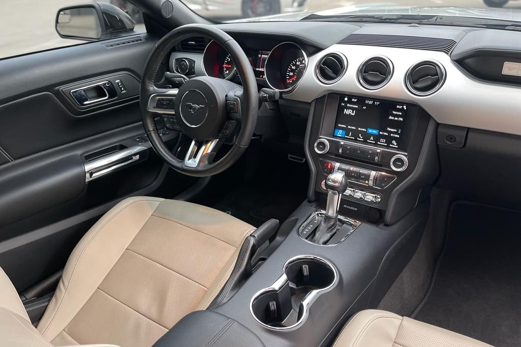 Ford Mustang Cabrio 2017 photo 6