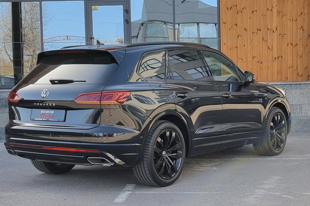 Volkswagen Touareg PLATINUM 2021 photo 5