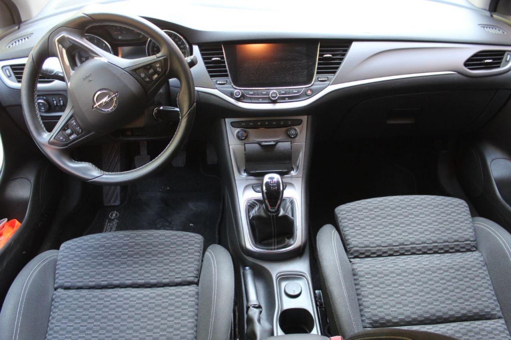 Opel Astra Sports Tourer 2017 photo 5