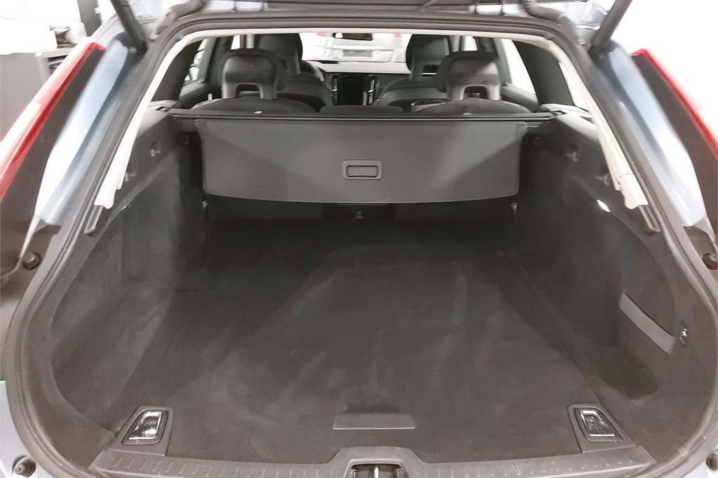 Volvo V90 2017 фото 6