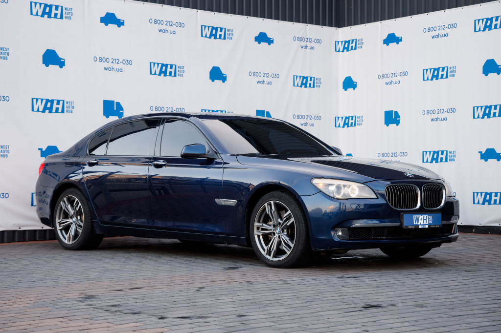 BMW 740 Li 2011 photo 1