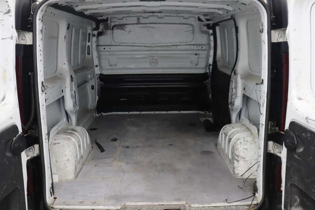 Renault Trafic 2016 photo 19