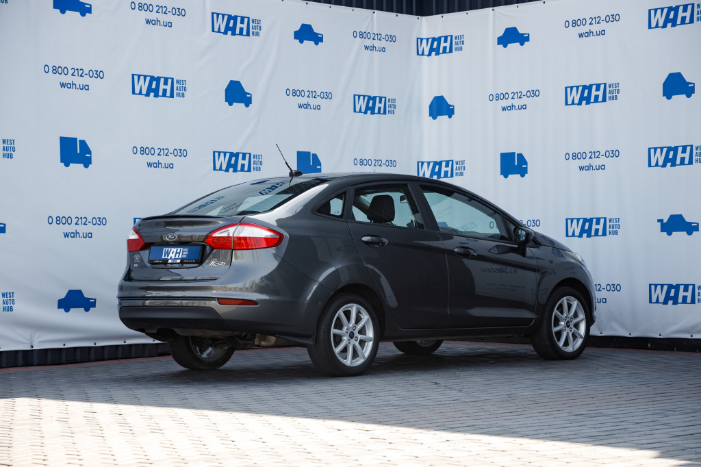 Ford Fiesta SE 2019 photo 4