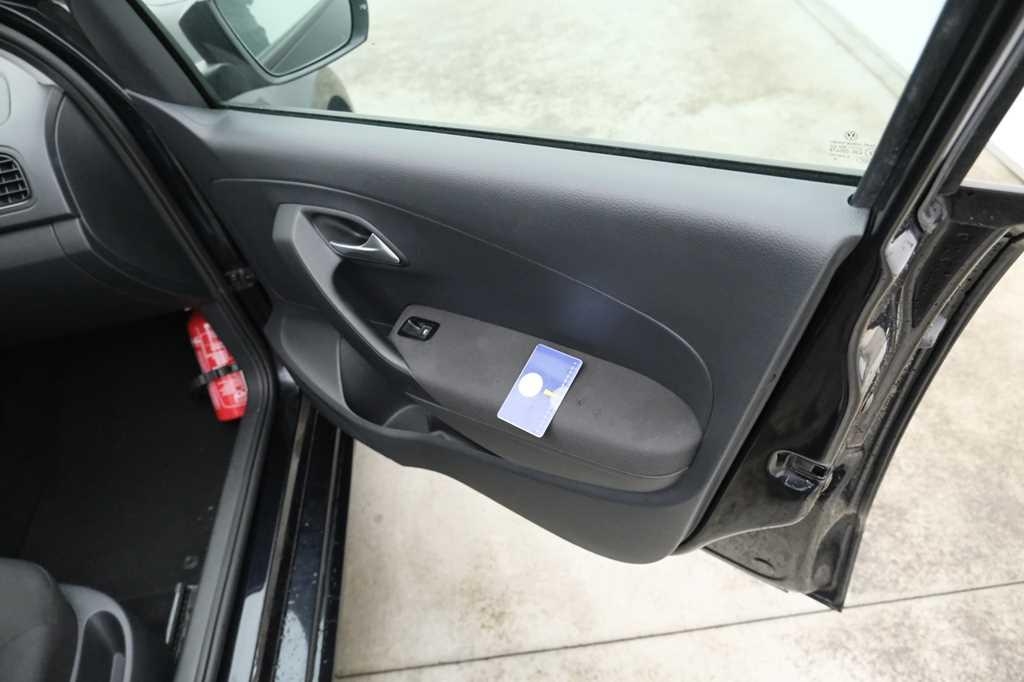 Volkswagen Polo 2016 photo 9