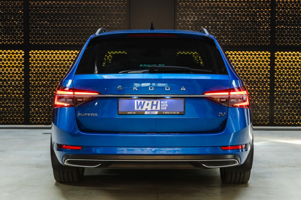 Skoda Superb Plug In Hybrid 2020 фото Skoda Superb Plug In Hybrid 2020 фото 10