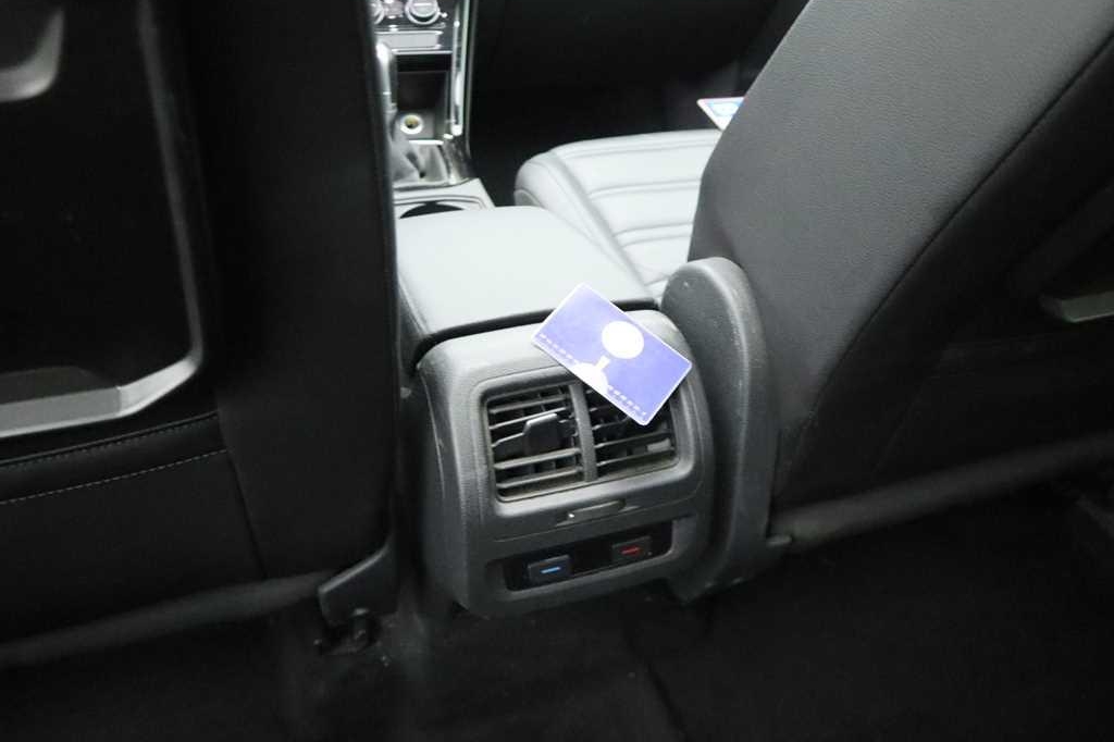 Volkswagen Touran 2016 photo 50