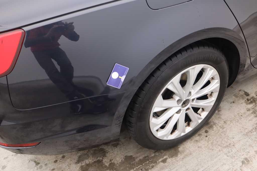 Audi A4 2016 photo 19