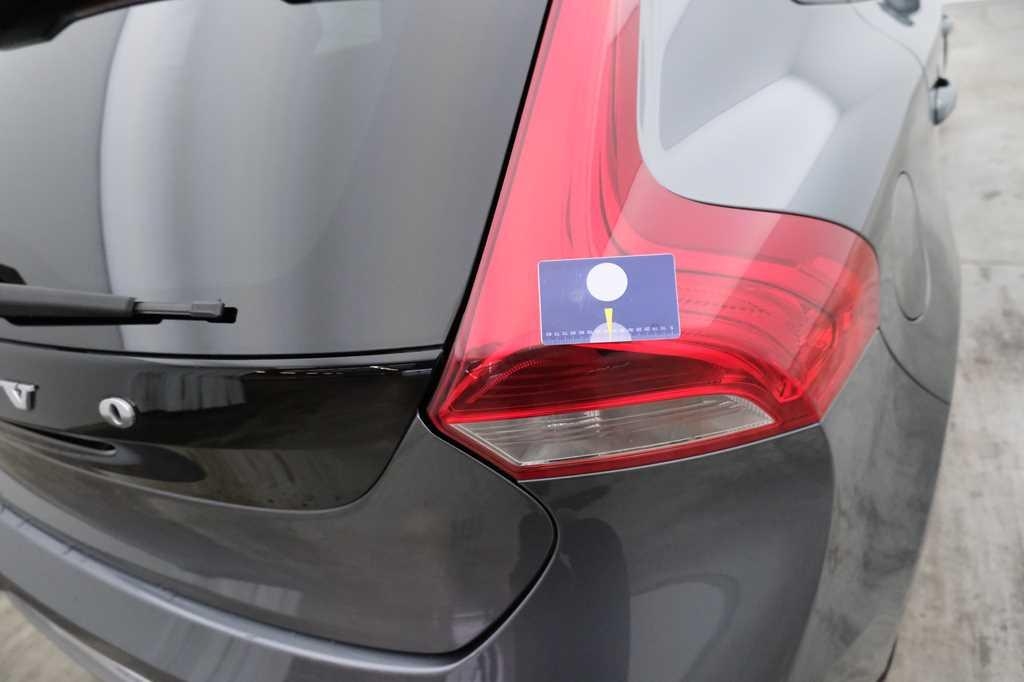 Volvo V40 2016 photo 17