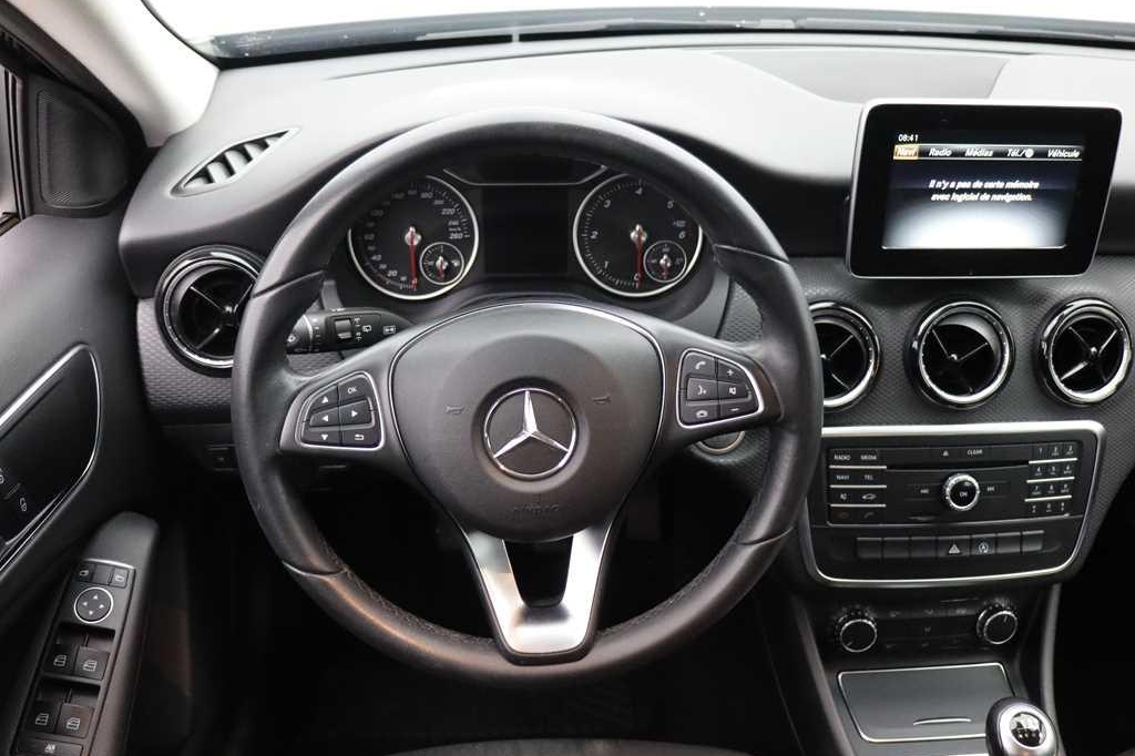 Mercedes-Benz A-Klasse 2017 photo 6