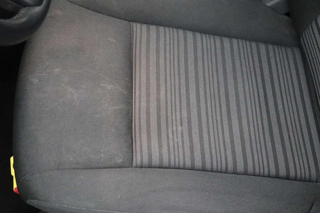 Mercedes-Benz A-Klasse 2017 фото 23