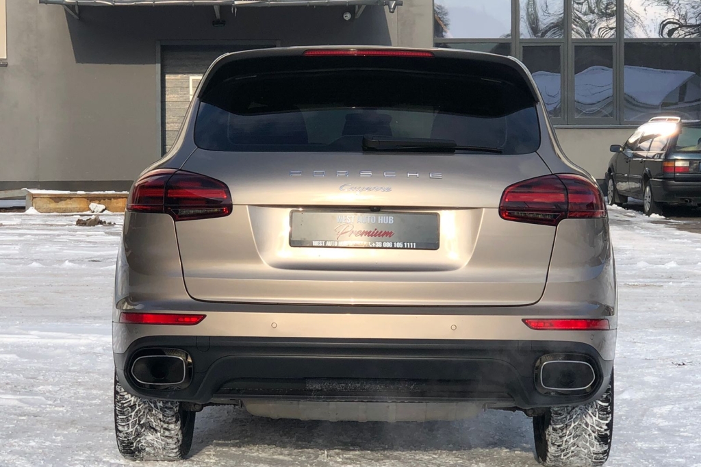Porsche Cayenne 2016 photo 6