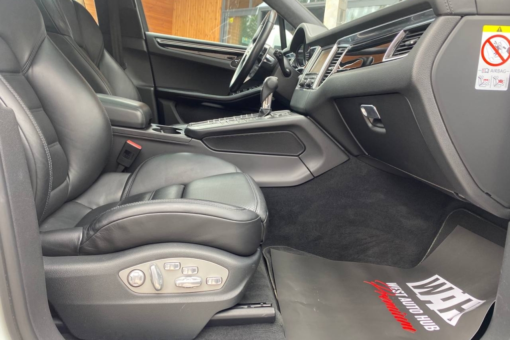 Porsche Macan Turbo 2014 фото 13