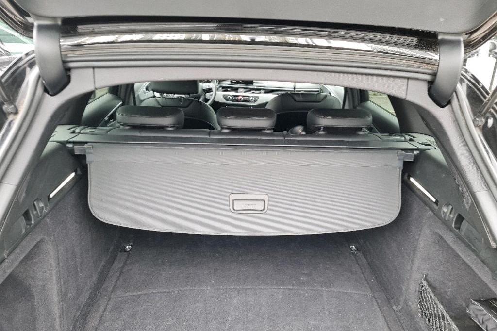 Audi A4 Avant 2017 фото 15