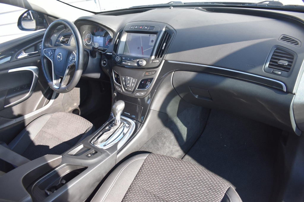 Opel Insignia Sports Tourer 2016 photo 1