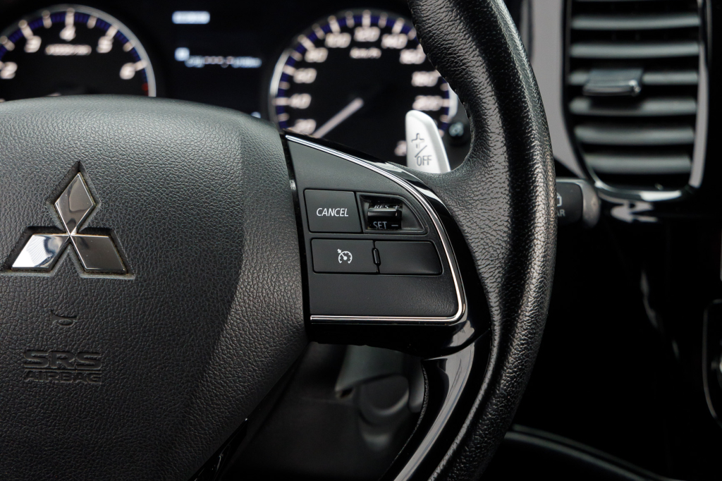 Mitsubishi Outlander 2018 photo 23