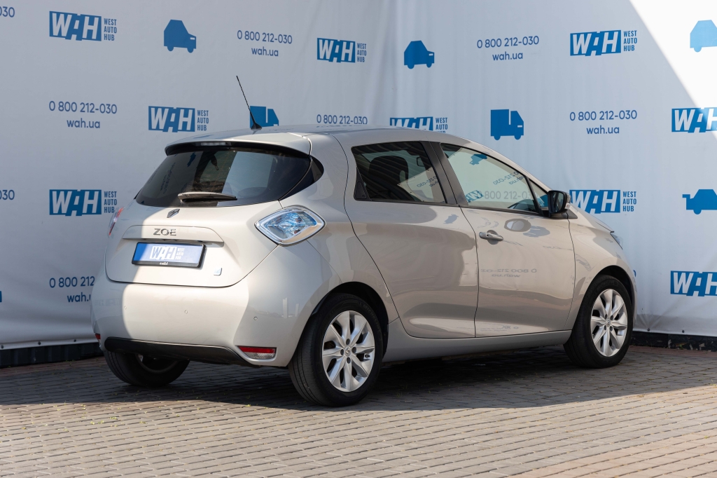 Renault Zoe 2016 фото 6
