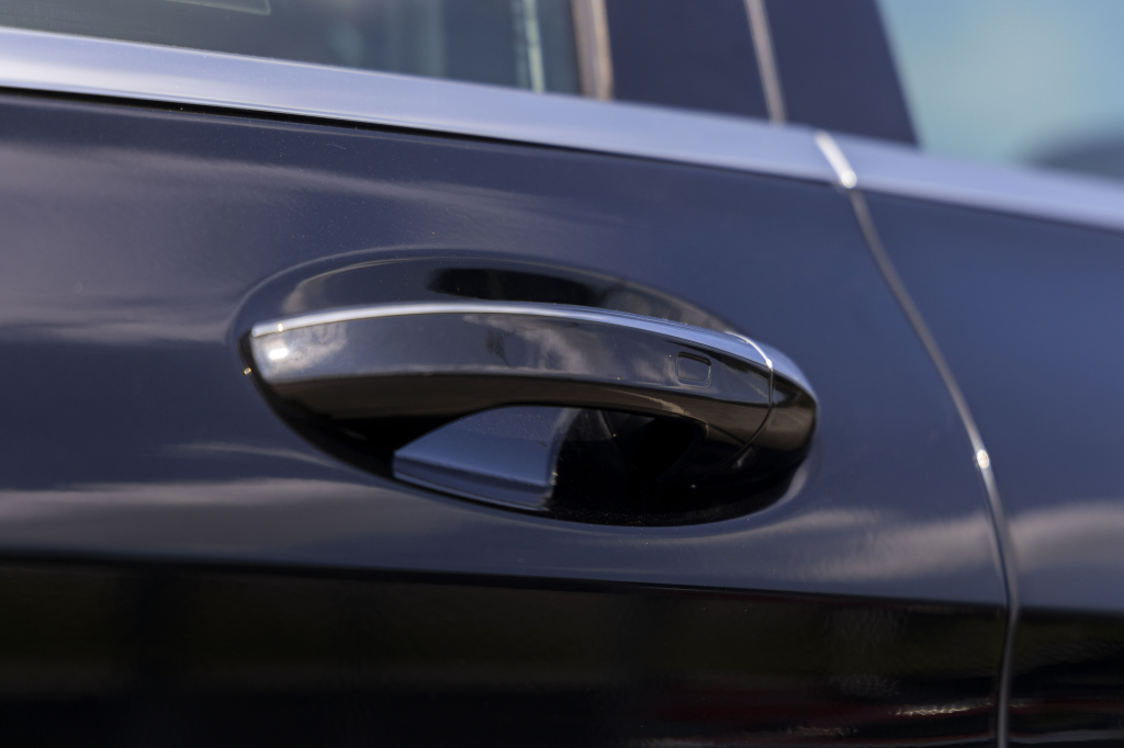 Mercedes-Benz C-Class C300 4Matic 2019 photo 21