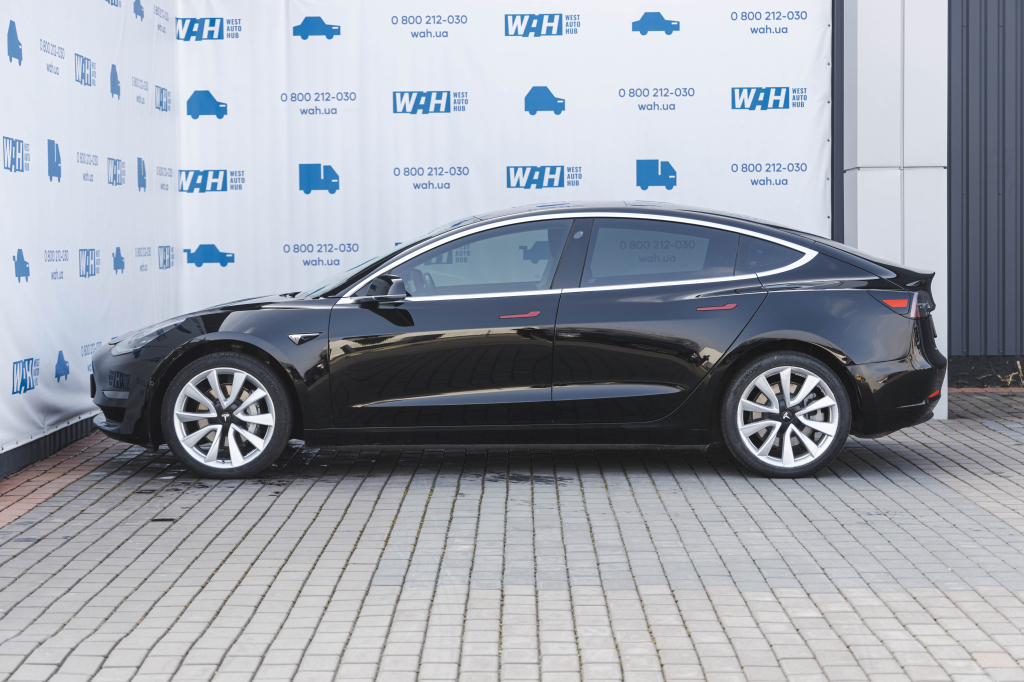 Tesla Model 3 2018 фото 15