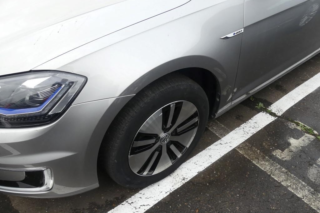 Volkswagen e-Golf 2018 фото 36