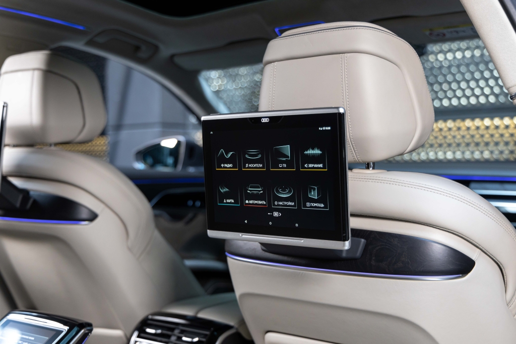 Audi A8 L 2018 фото Audi A8 L 2018 фото 40