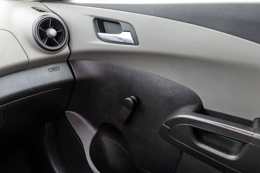 Chevrolet Sonic LS 2013 фото 18