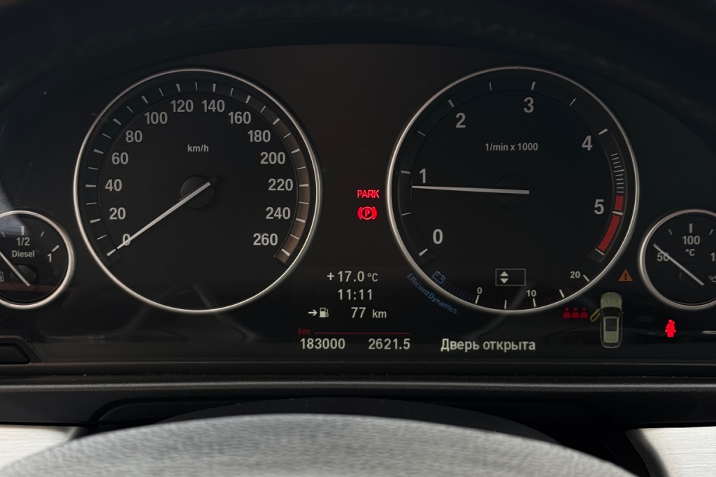 BMW 5er Touring 2011 фото BMW 5er Touring 2011 фото 14