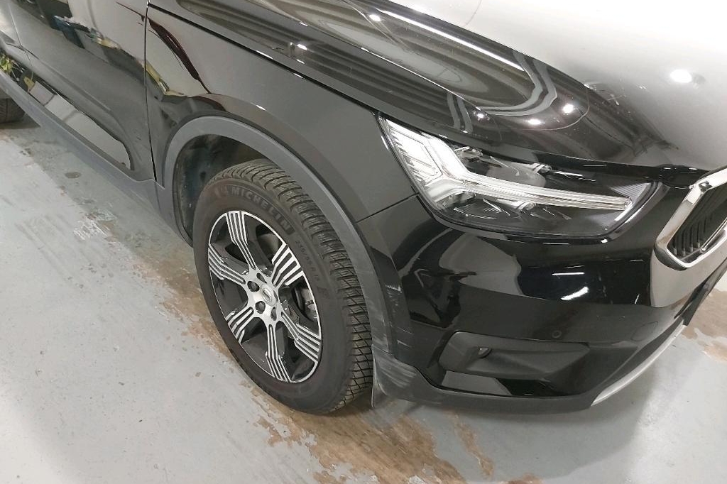 Volvo XC40 2020 фото 11