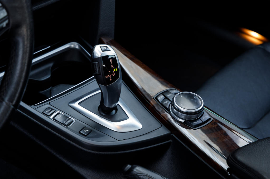 BMW 328 xDrive 2014 фото 27