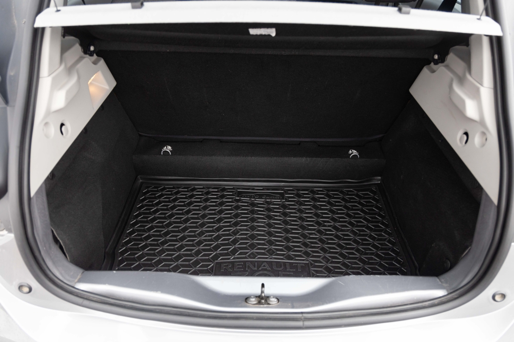 Renault Zoe 2015 фото 27