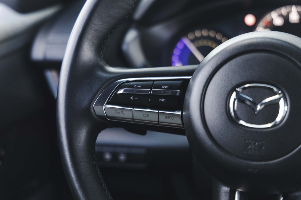 Mazda MX-30 Elecrtic 2021 фото 18