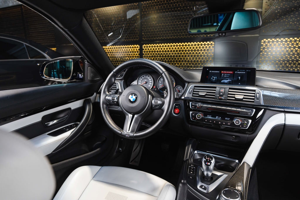 BMW M4 2018 photo 25