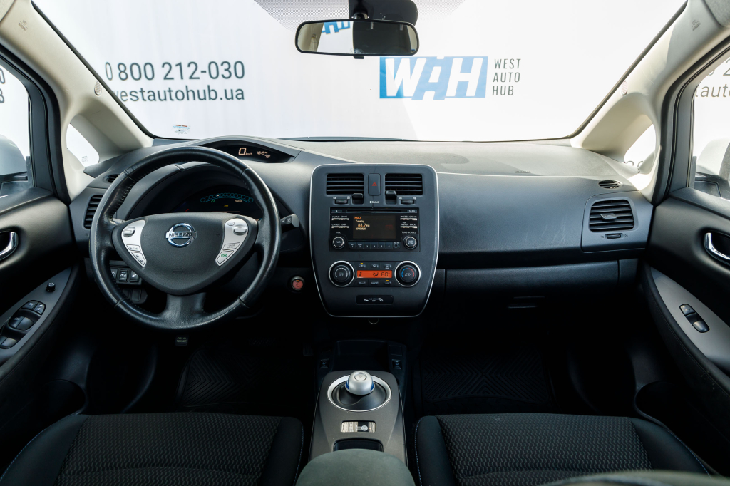 Nissan Leaf 2014 фото 10
