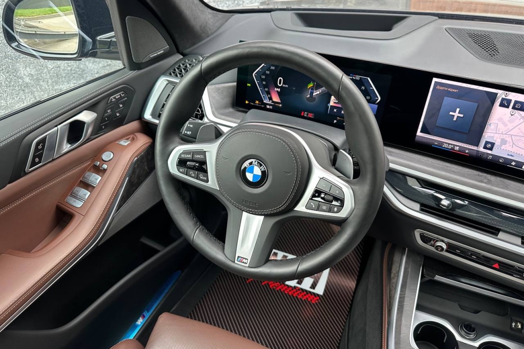 BMW X7 40d 2024 фото BMW X7 40d 2024 фото 20
