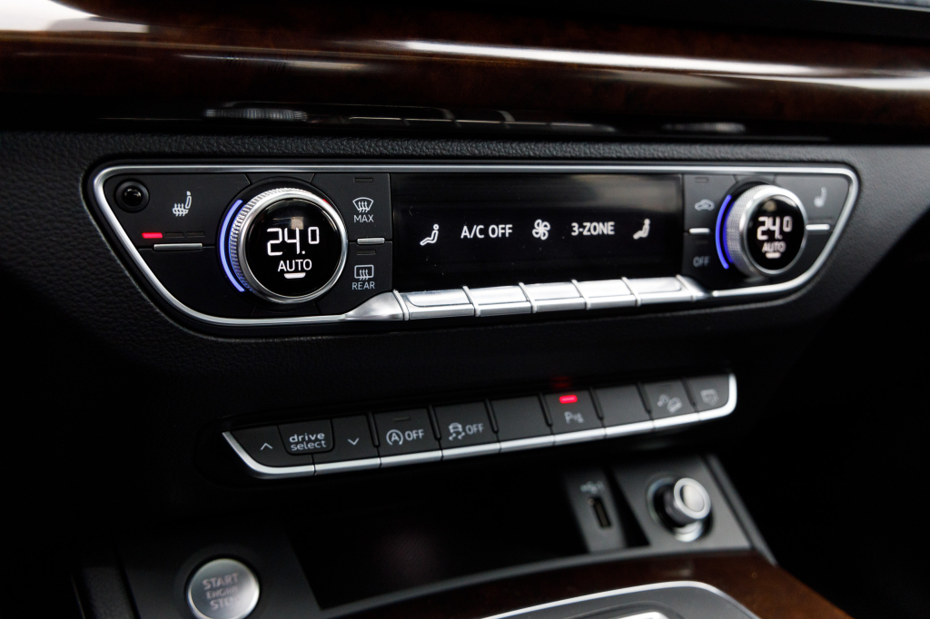 Audi Q5 Premium Plus 2018 фото 20