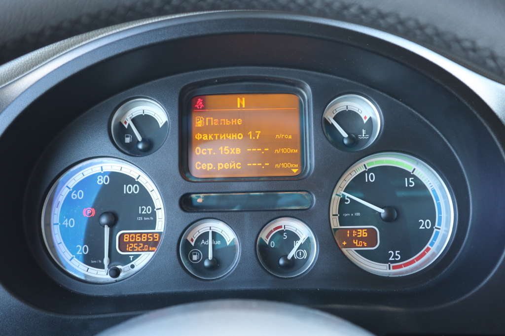 DAF XF 105 460 2011 фото 12