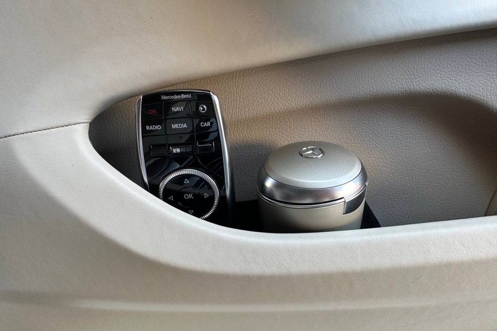 Mercedes-Benz S-Class 63 AMG 2018 photo 17