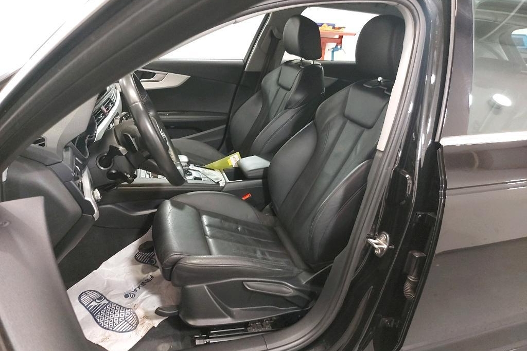 Audi A4 Avant 2017 фото 27