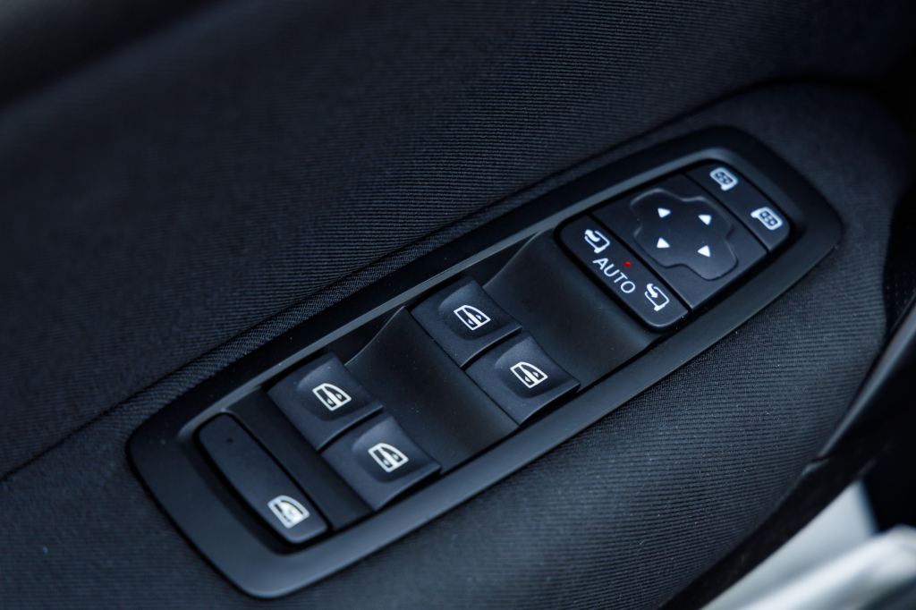 Renault Megane 2017 фото 24