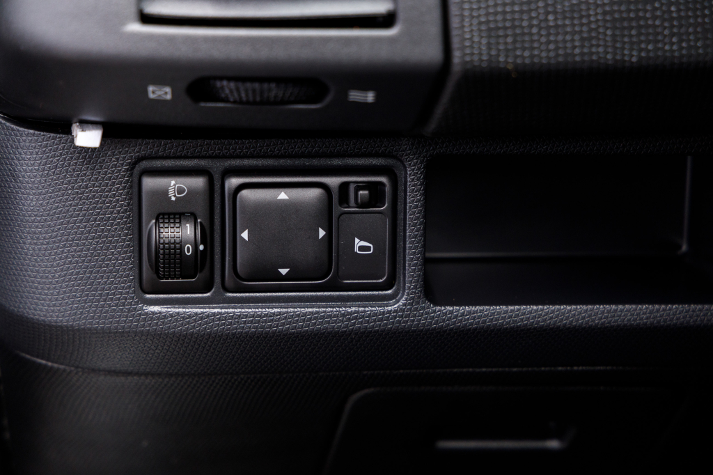 Nissan Micra III 2008 фото 23