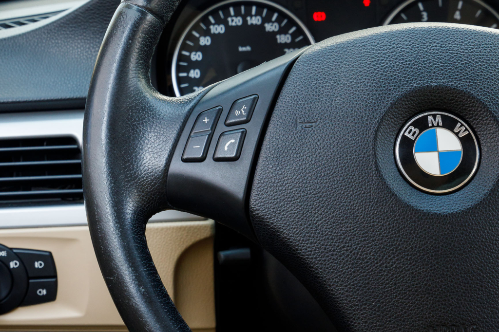 BMW 320 2005 photo 9