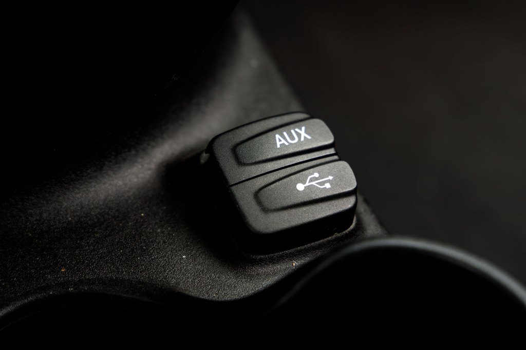 Fiat 500 E 2015 фото 13