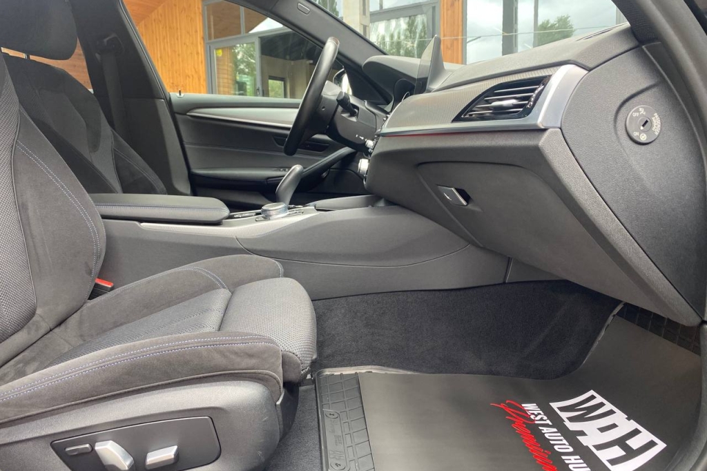 BMW 540 xDrive awt 2017 фото 12