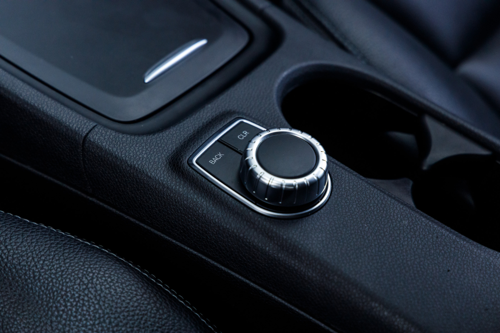 Mercedes-Benz GLA-Class 250 4Matic 2014 photo 23